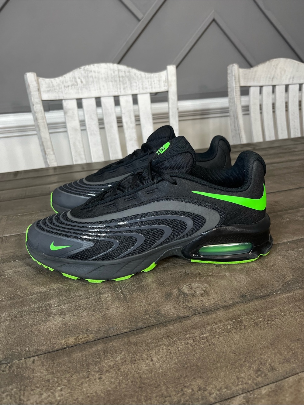 NIKE Air Max Fire Anthracite/ Green Strike/Black Men's Sz
10.5